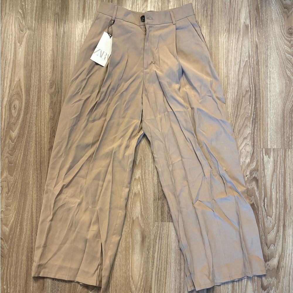 Zara Wide Leg Pleated Trousers Beige Size Small NWT